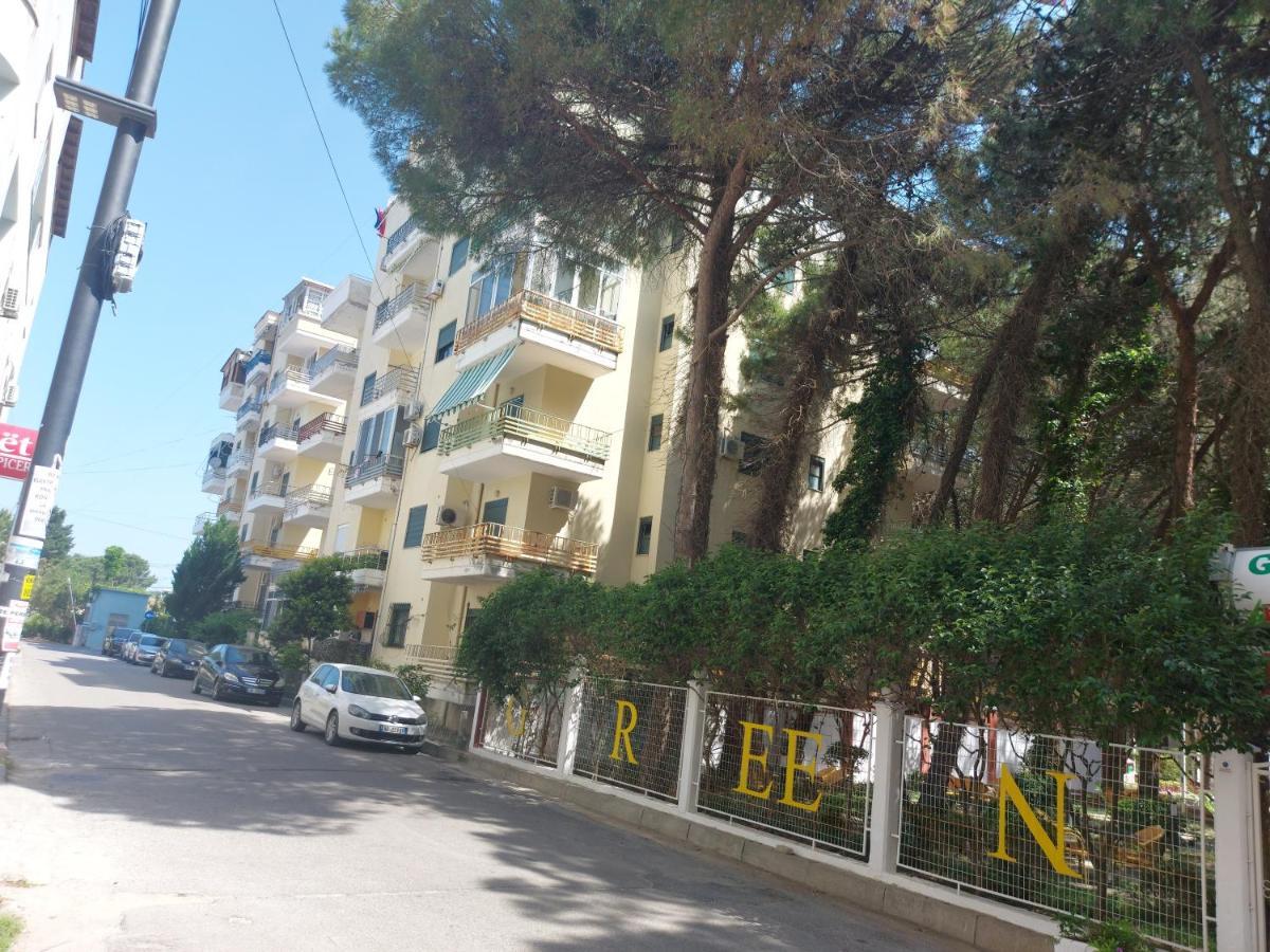 Nm - Classic Apartment Durrës Esterno foto