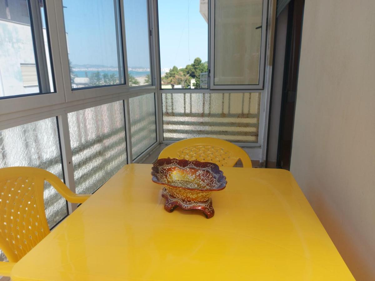 Nm - Classic Apartment Durrës Esterno foto