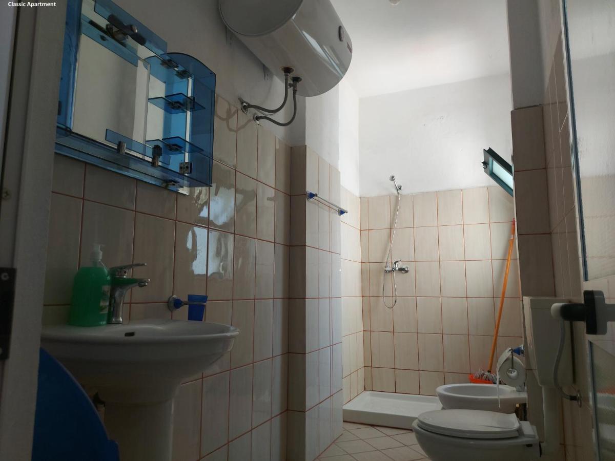 Nm - Classic Apartment Durrës Esterno foto